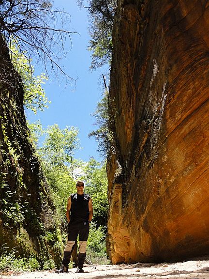 V Hidden Canyon-u