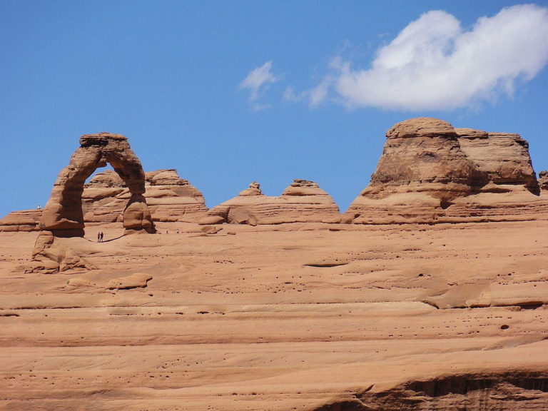 Tja gor pod obok hoče splezat