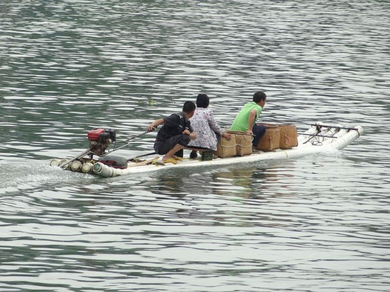 Tudi tako se da po reki