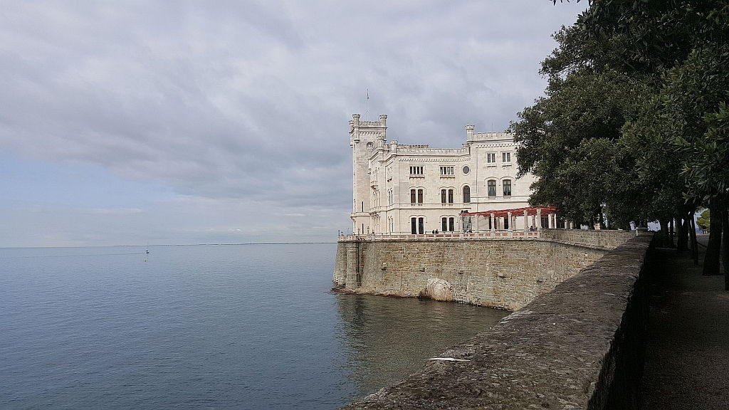 Grad Miramare
