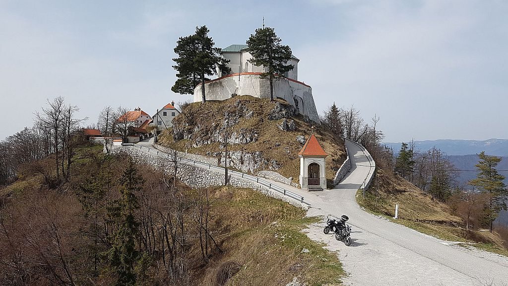 Sveta Gora ni nora…