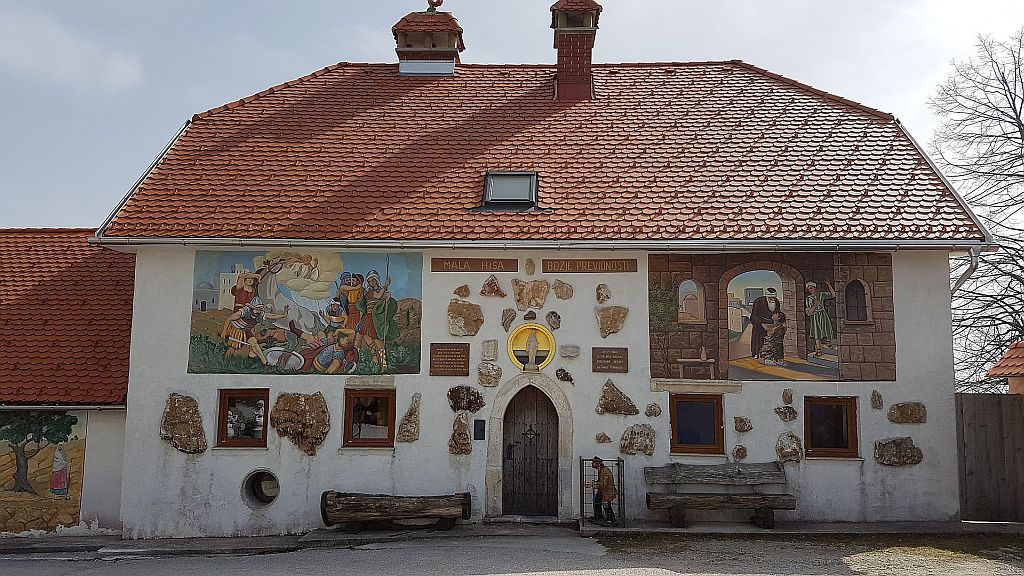 Kičasto župnišče