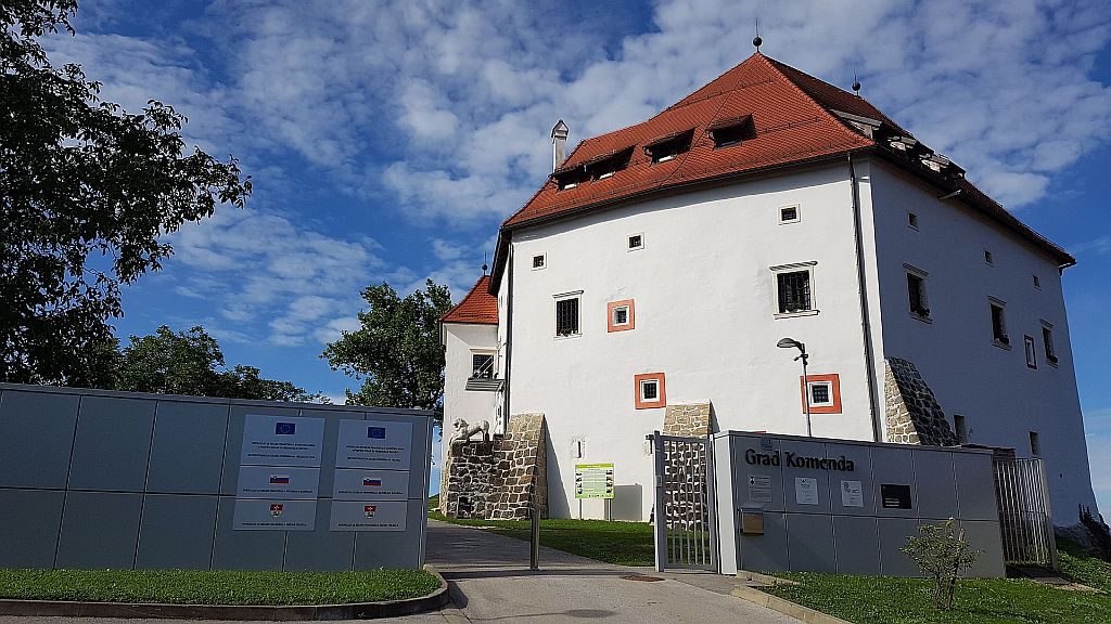 Grad Komenda, ki ni v Komendi