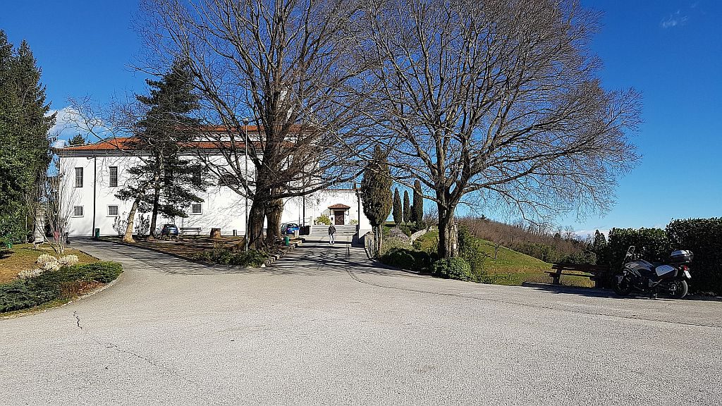 Samostan Kostanjevica