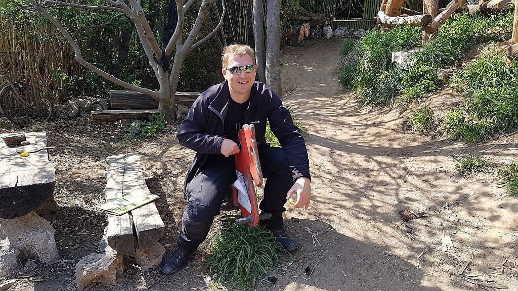 Hi konjiček malo manjši