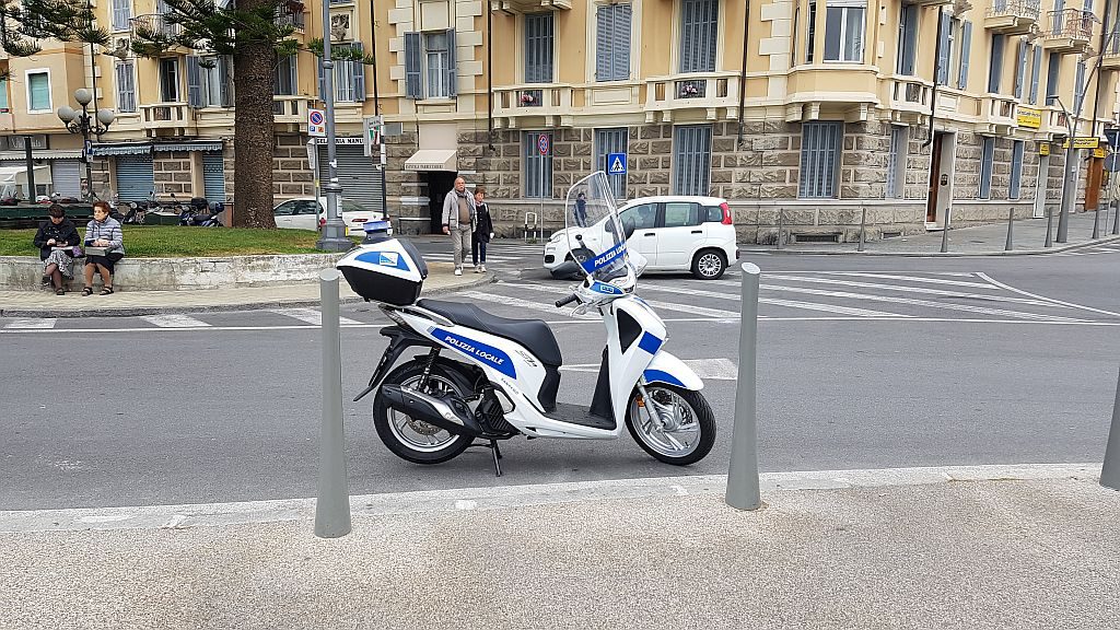 Ujemi me, če me moreš