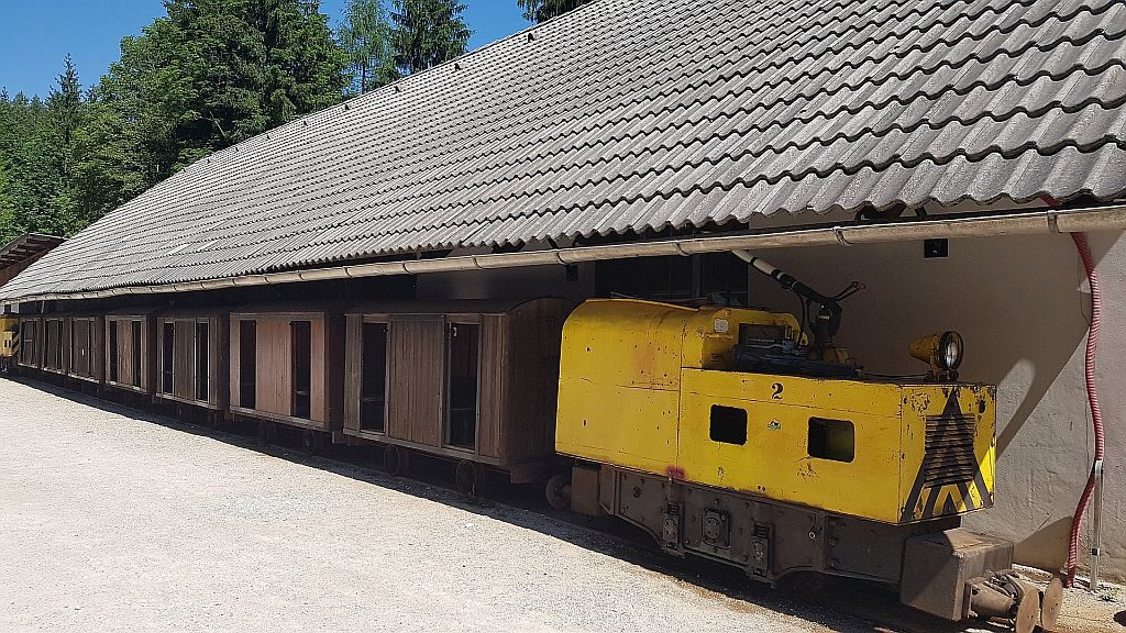 Vlakec za vstop v podzemlje