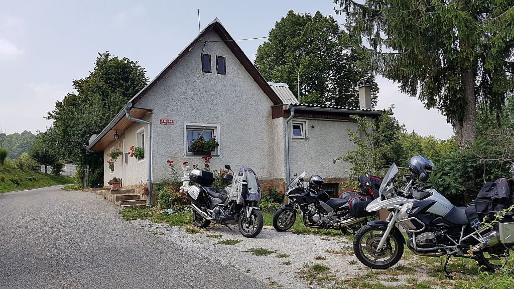 Pri Jessyini prijateljici